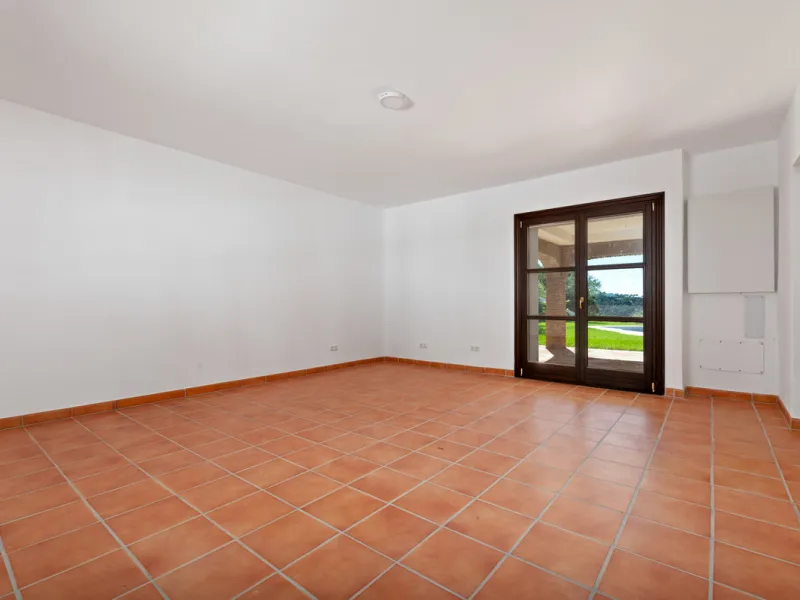 Impressive villa in the hills of Casares with space, privacy and incredible views.