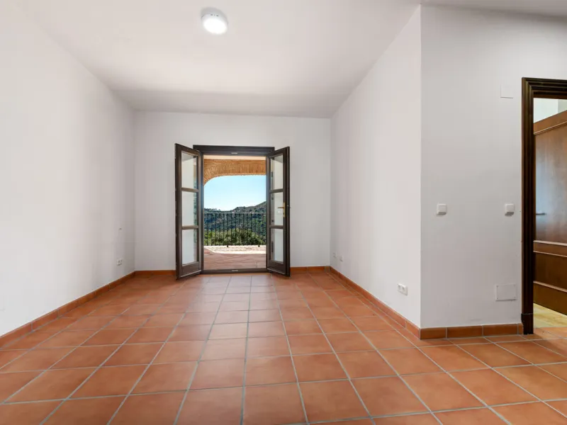 Impressive villa in the hills of Casares with space, privacy and incredible views.