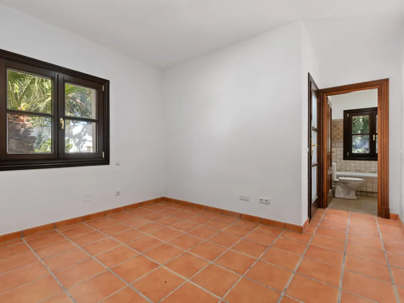 Impressive villa in the hills of Casares with space, privacy and incredible views.
