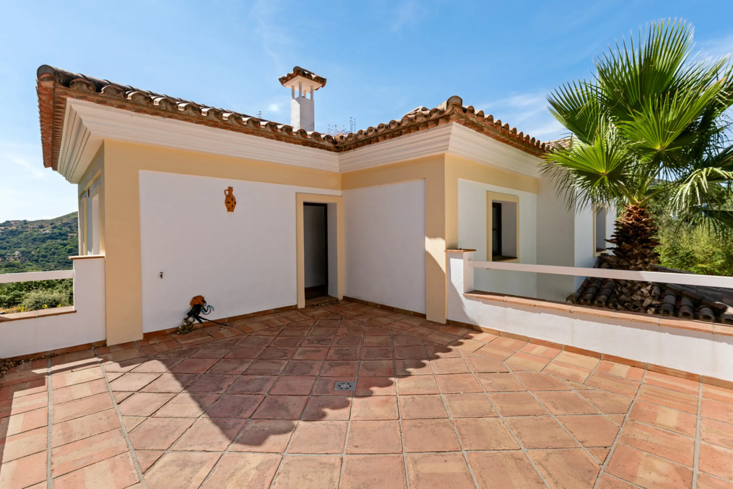 Impressive villa in the hills of Casares with space, privacy and incredible views.