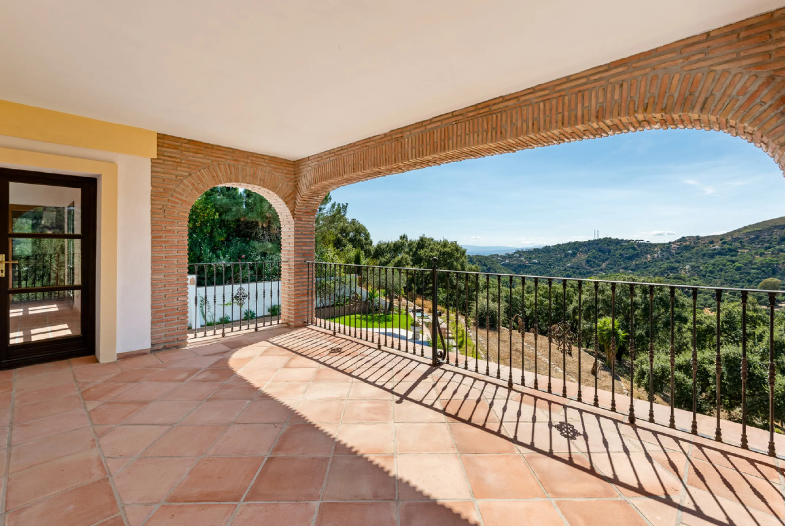 Impressive villa in the hills of Casares with space, privacy and incredible views.