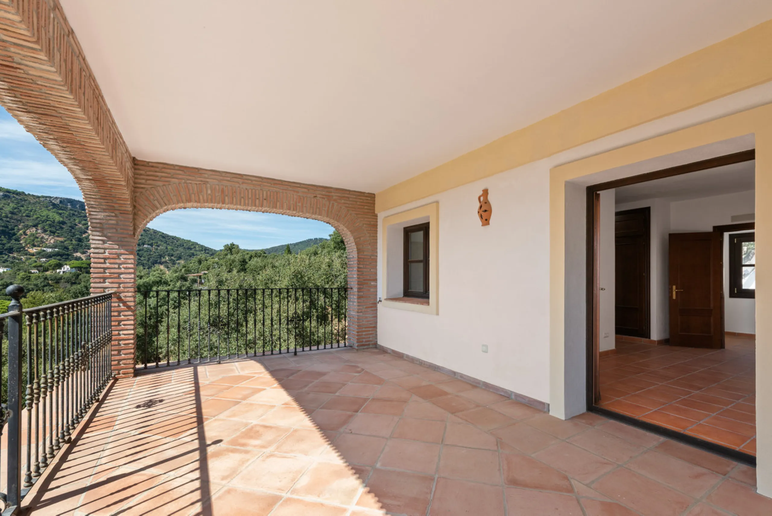 Impressive villa in the hills of Casares with space, privacy and incredible views.