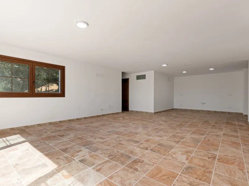 Impressive villa in the hills of Casares with space, privacy and incredible views.