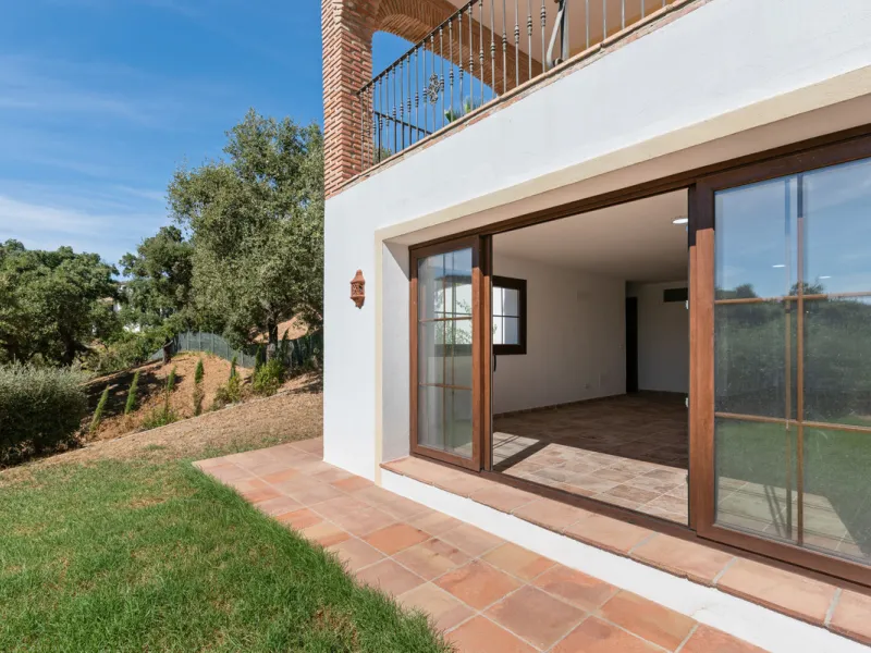 Impressive villa in the hills of Casares with space, privacy and incredible views.