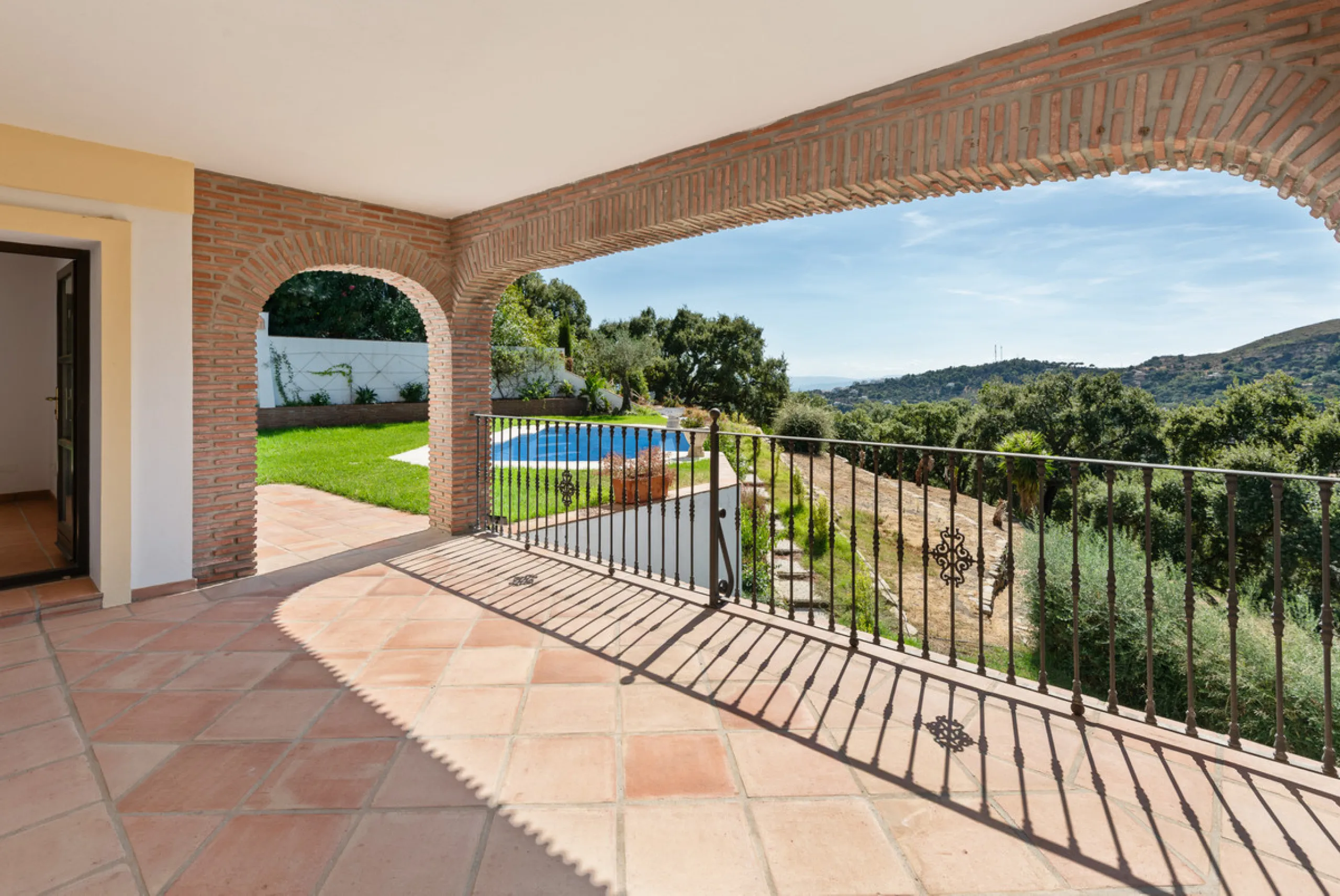 Impressive villa in the hills of Casares with space, privacy and incredible views.