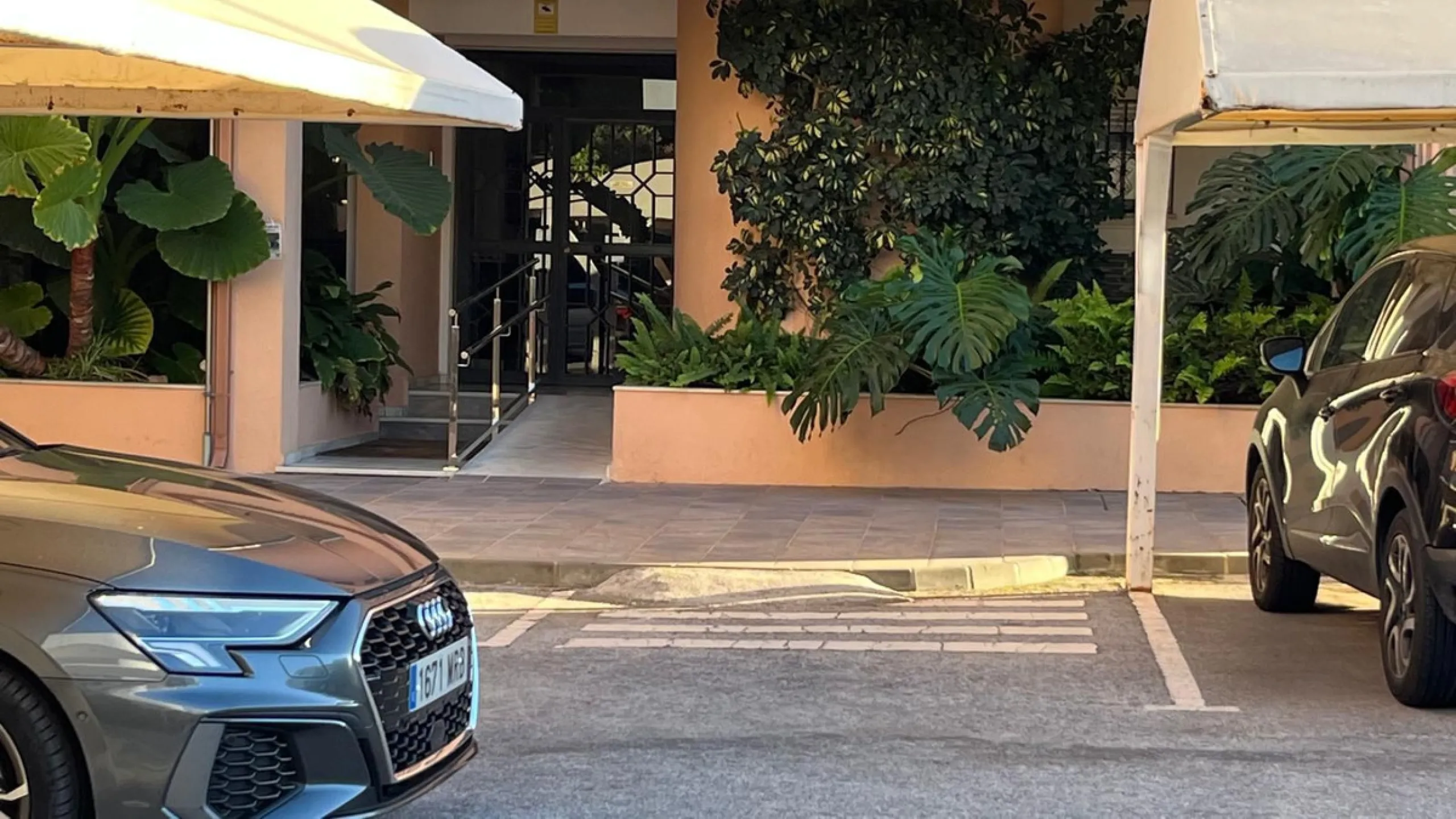 Apartment - Middle Floor Apartment в продаже в Marbella, Málaga. В доме 3 спален и 2 ванных комнат. Площадь дома 117 м²