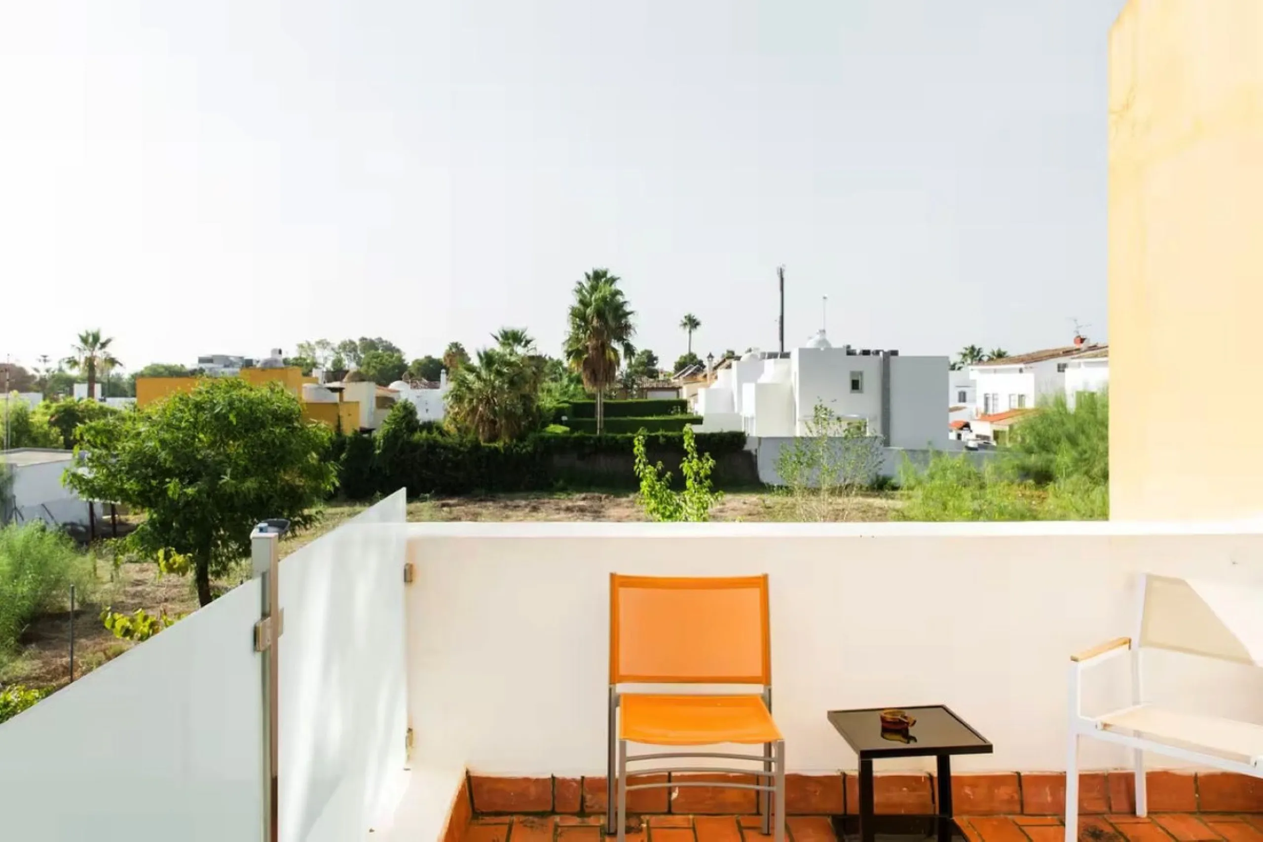 Stunning 5-Bedroom Townhouse in Altos del Rodeo, Nueva Andalucía – Steps from Puerto Banús and the Beach