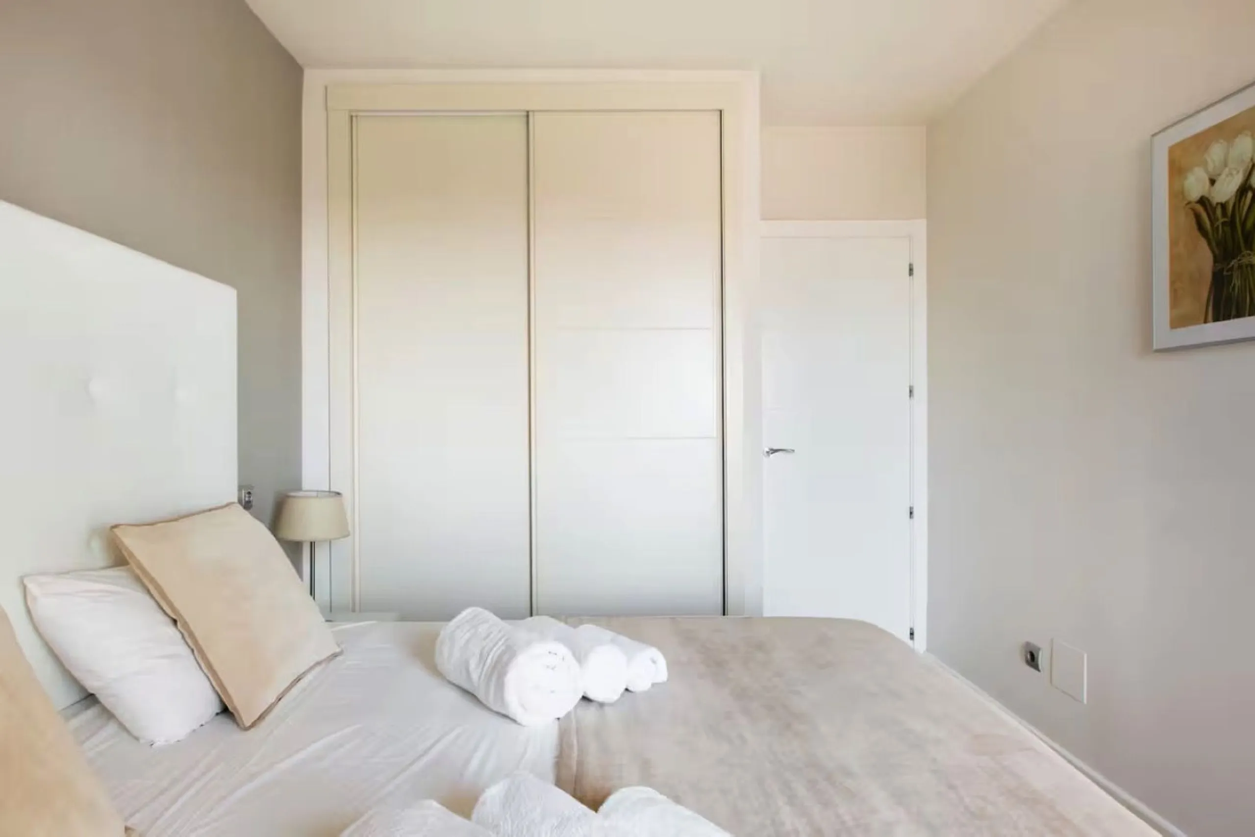 Stunning 5-Bedroom Townhouse in Altos del Rodeo, Nueva Andalucía – Steps from Puerto Banús and the Beach
