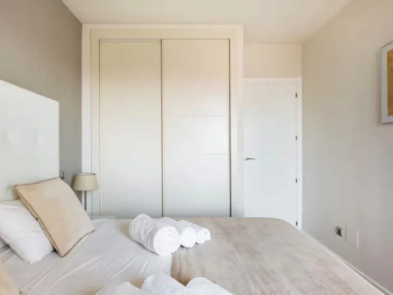 Stunning 5-Bedroom Townhouse in Altos del Rodeo, Nueva Andalucía – Steps from Puerto Banús and the Beach