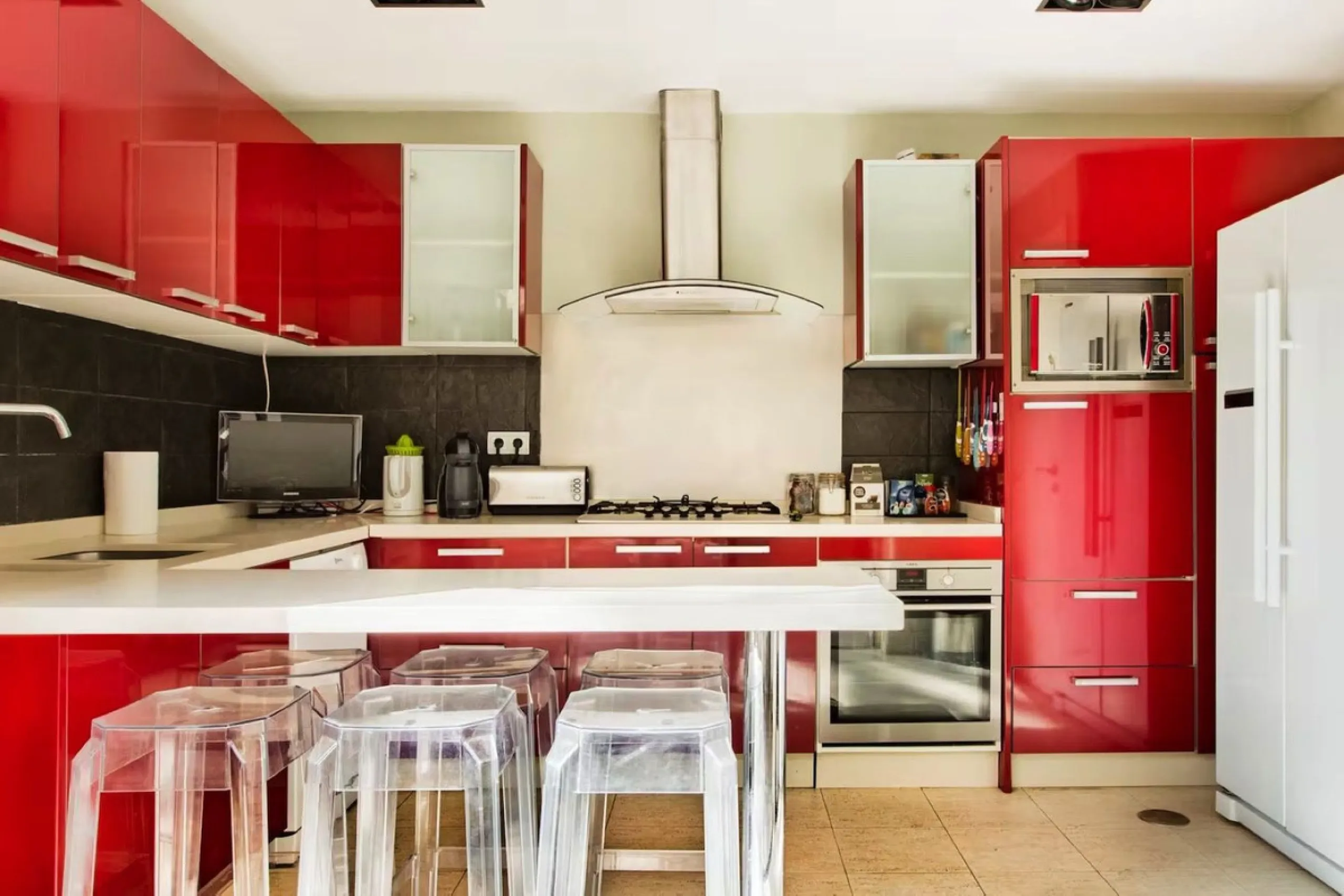 Stunning 5-Bedroom Townhouse in Altos del Rodeo, Nueva Andalucía – Steps from Puerto Banús and the Beach