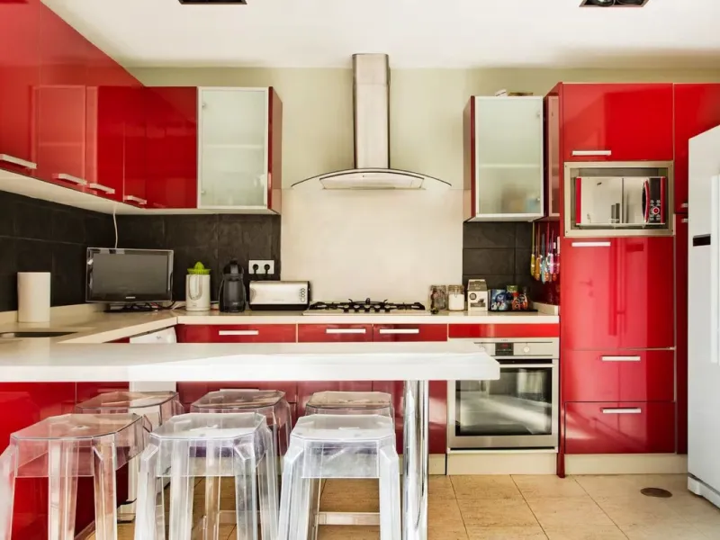 Stunning 5-Bedroom Townhouse in Altos del Rodeo, Nueva Andalucía – Steps from Puerto Banús and the Beach