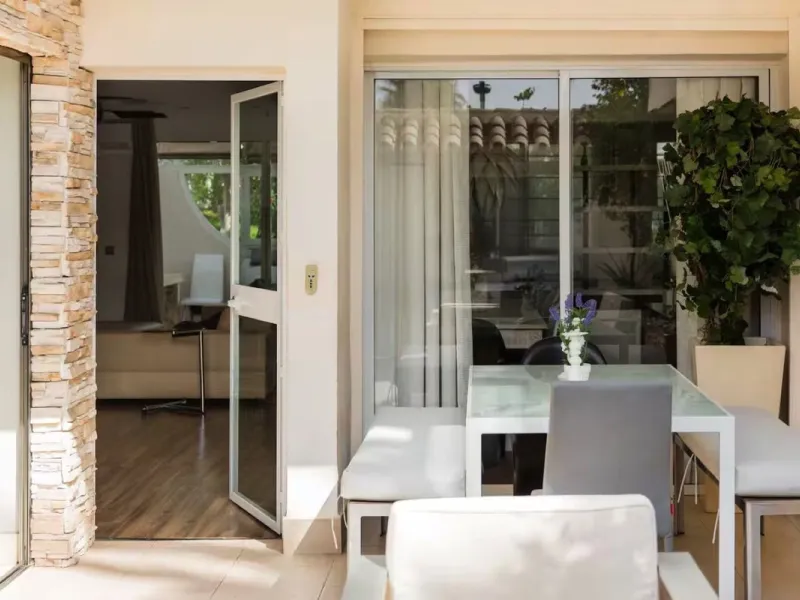 Stunning 5-Bedroom Townhouse in Altos del Rodeo, Nueva Andalucía – Steps from Puerto Banús and the Beach