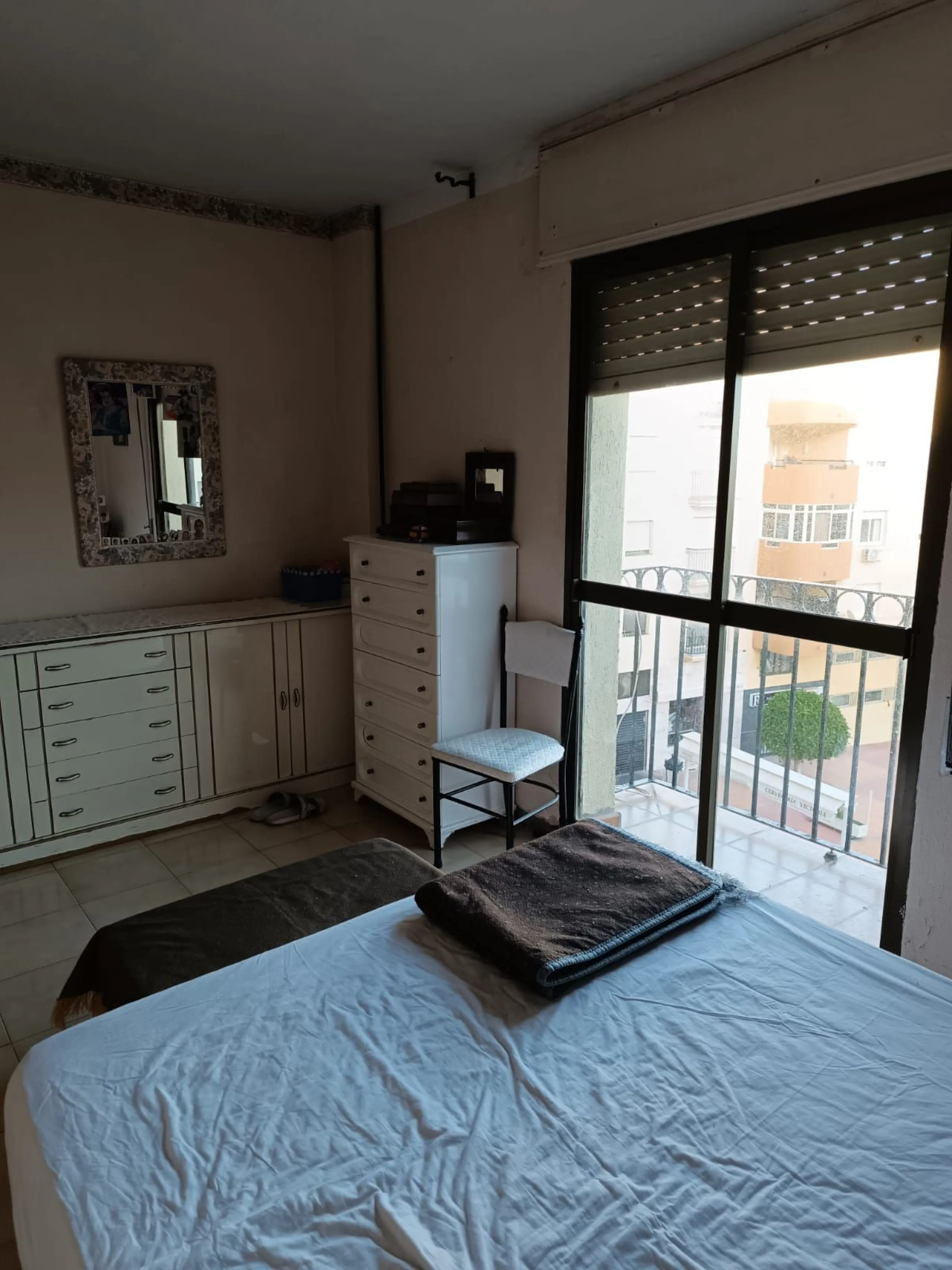 Apartment - Middle Floor Apartment в продаже в Manilva, Málaga. В доме 4 спален и 2 ванных комнат. Площадь дома 120 м²