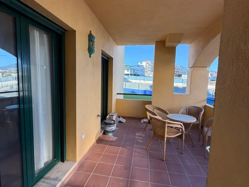 Apartment - Middle Floor Apartment в продаже в Marbella, Málaga. В доме 3 спален и 3 ванных комнат. Площадь дома 139 м²