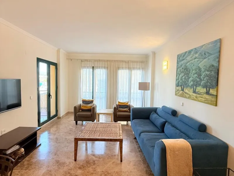 Apartment - Middle Floor Apartment в продаже в Marbella, Málaga. В доме 3 спален и 3 ванных комнат. Площадь дома 139 м²