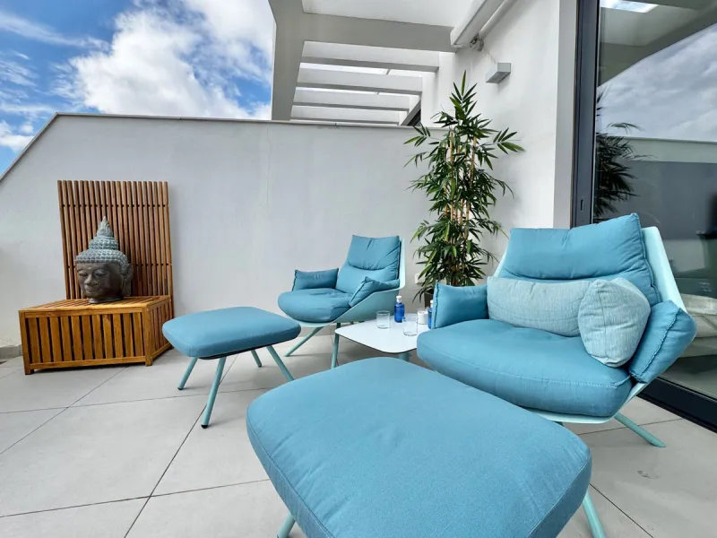 Apartment - Penthouse в продаже в Fuengirola, Málaga. В доме 2 спален и 2 ванных комнат. Площадь дома 87 м²