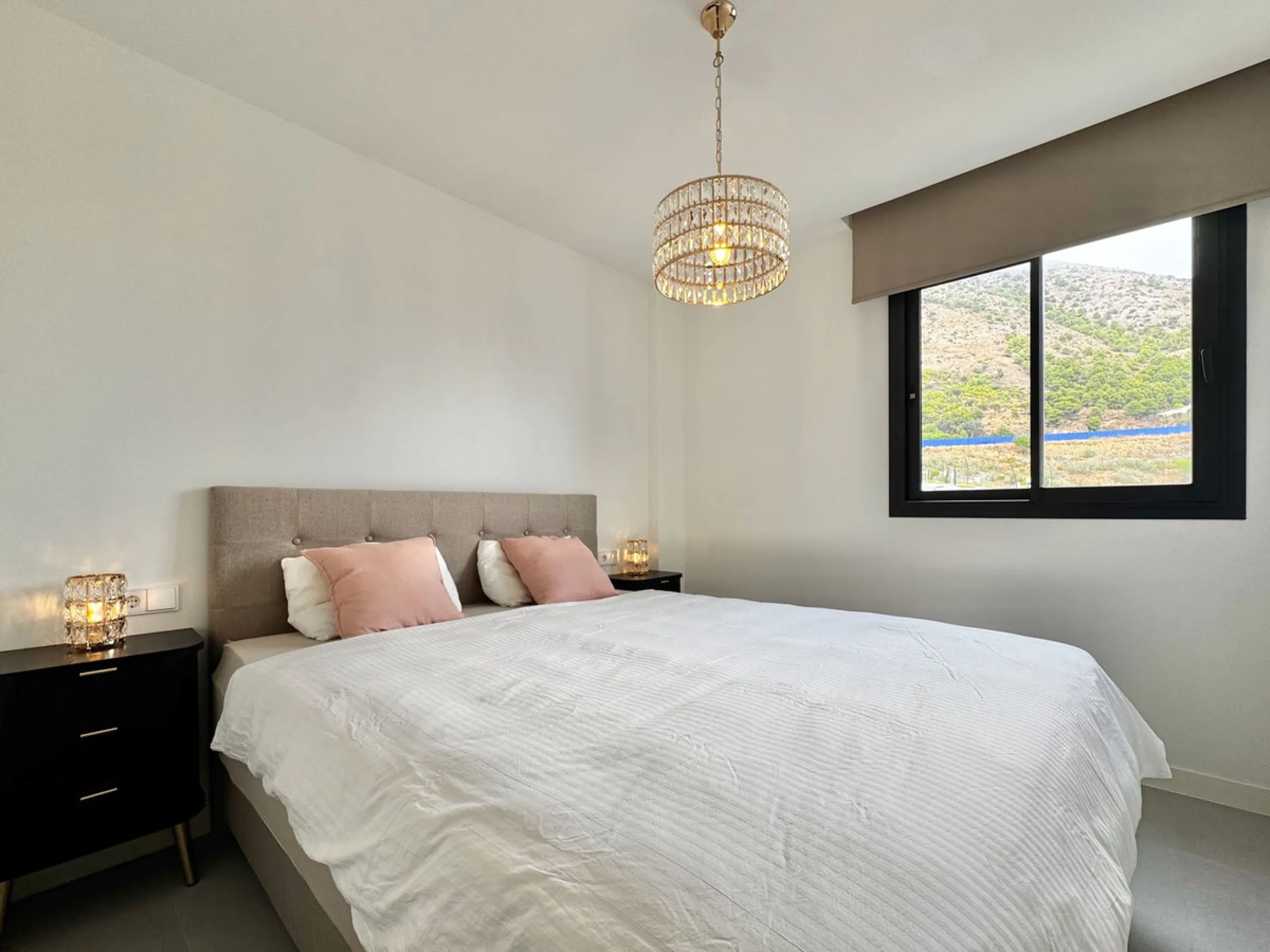 Apartment - Penthouse в продаже в Fuengirola, Málaga. В доме 2 спален и 2 ванных комнат. Площадь дома 87 м²