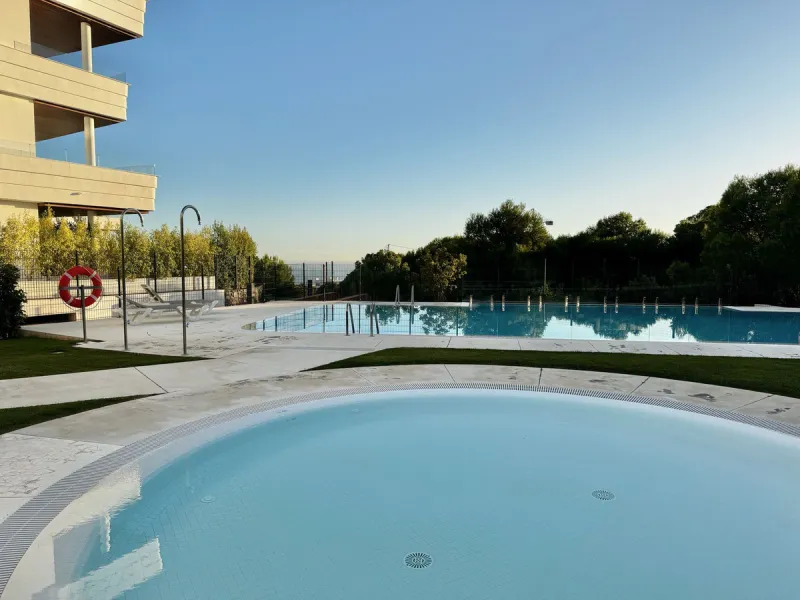 Apartment - Penthouse в продаже в Fuengirola, Málaga. В доме 2 спален и 2 ванных комнат. Площадь дома 87 м²