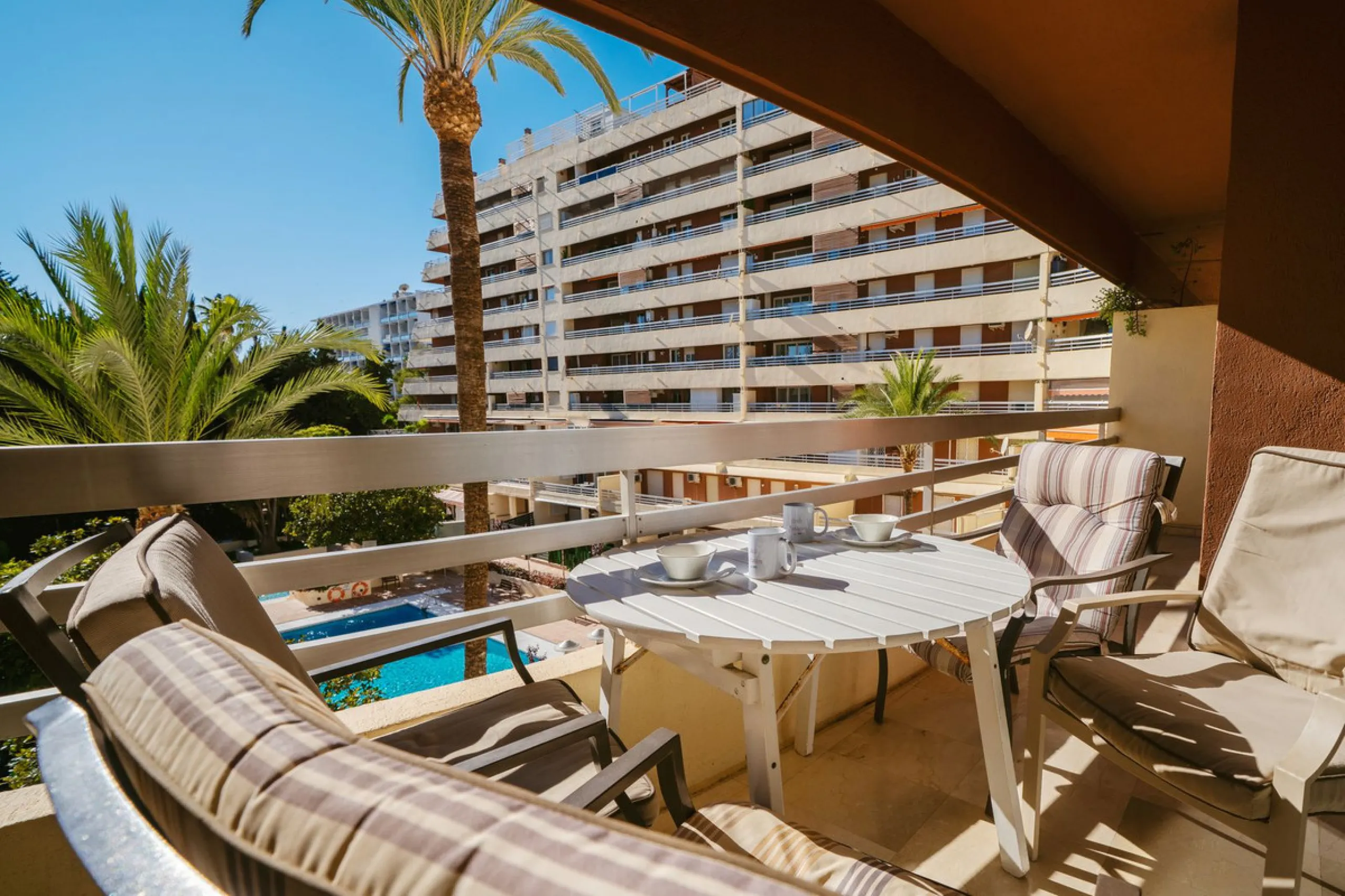 A fantastic opportunity in the well-sought out urbanisation of Parque Marbella.