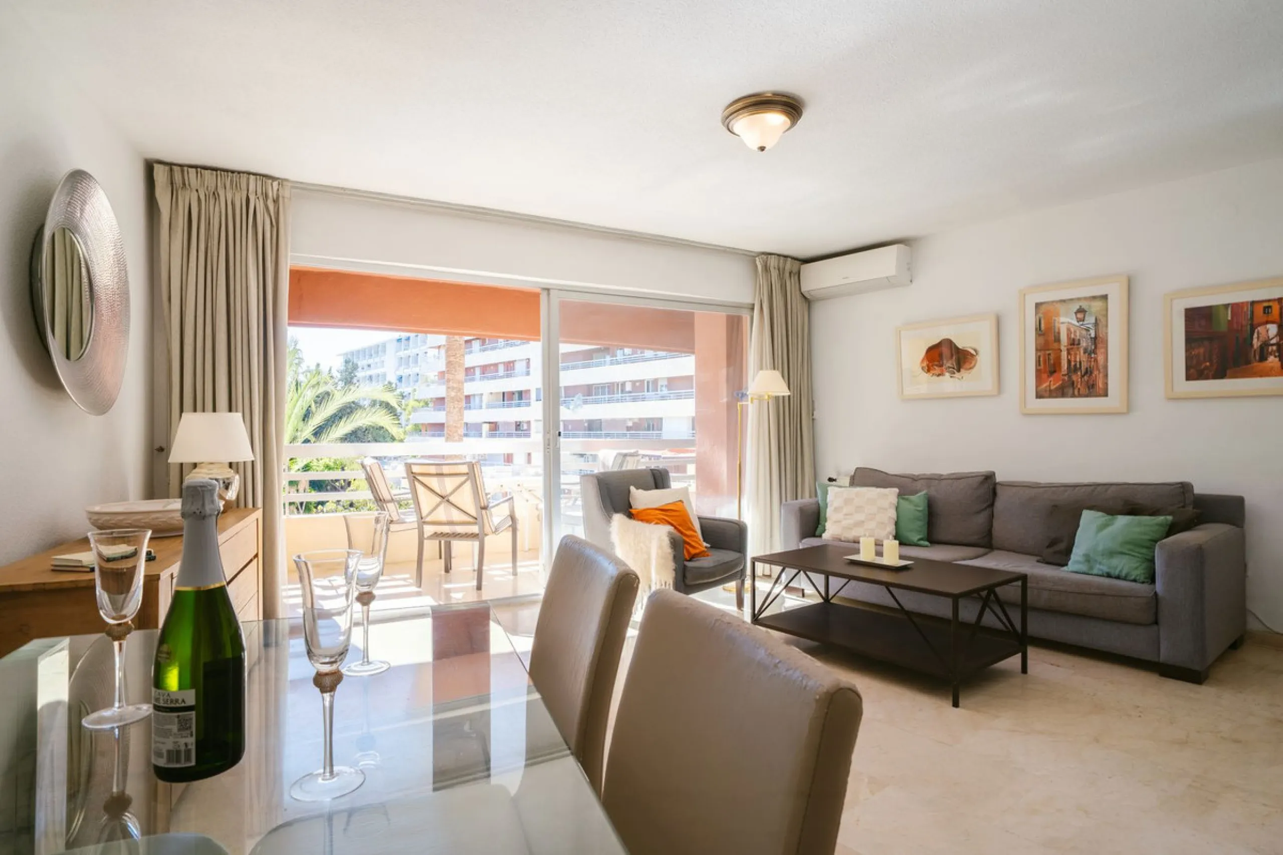 A fantastic opportunity in the well-sought out urbanisation of Parque Marbella.