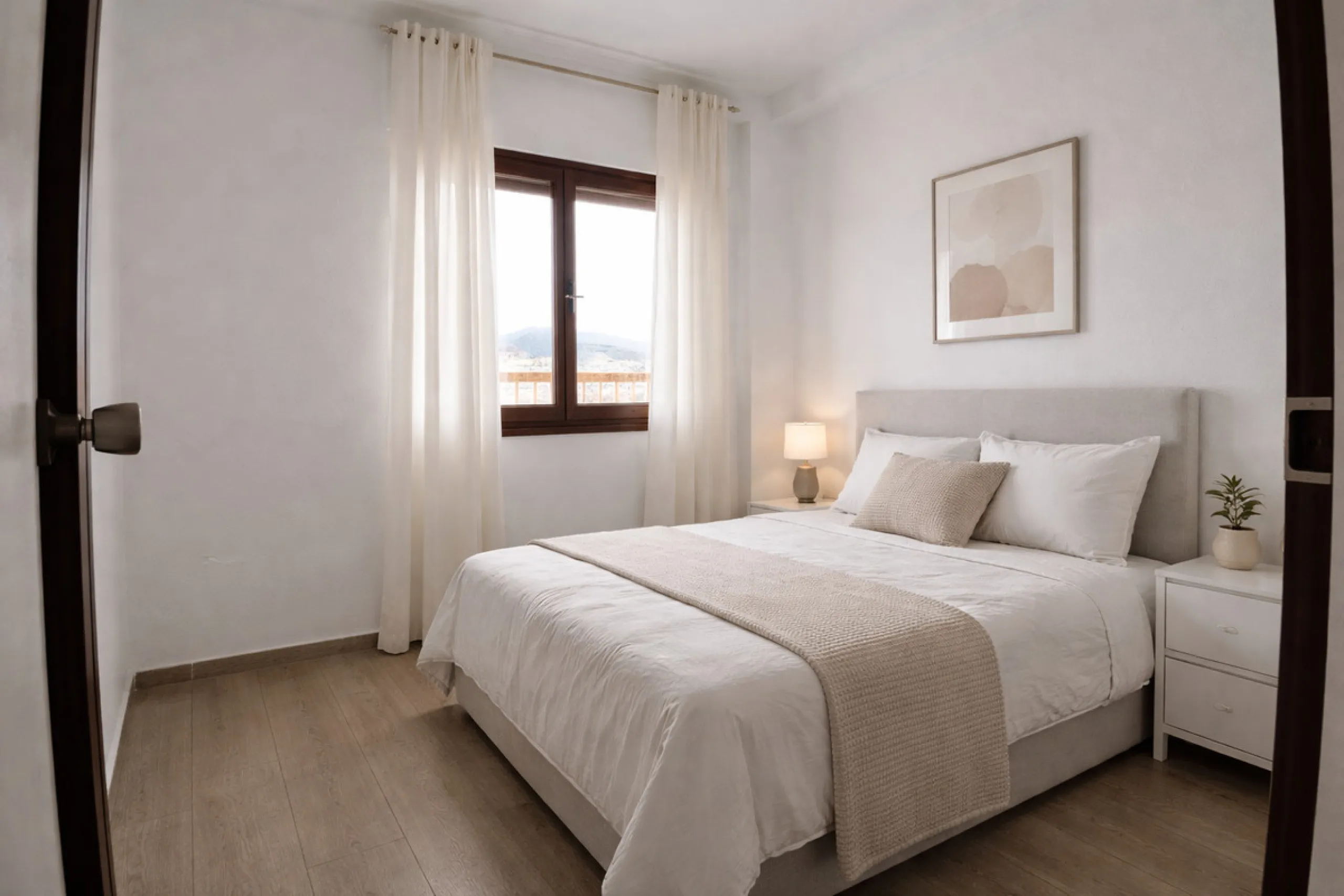 Apartment - Middle Floor Apartment в продаже в Marbella, Málaga. В доме 3 спален и 2 ванных комнат. Площадь дома 120 м²