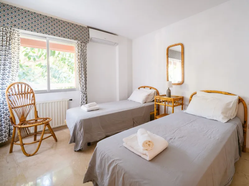 A fantastic opportunity in the well-sought out urbanisation of Parque Marbella.