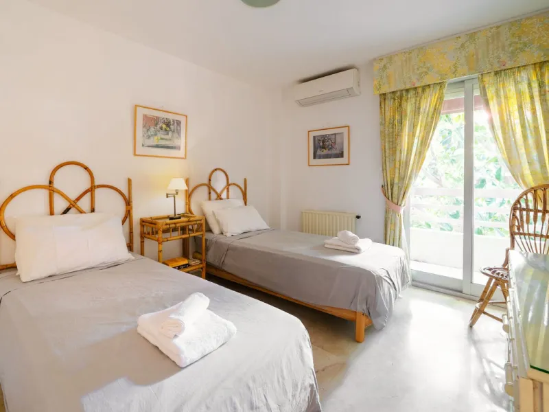 A fantastic opportunity in the well-sought out urbanisation of Parque Marbella.
