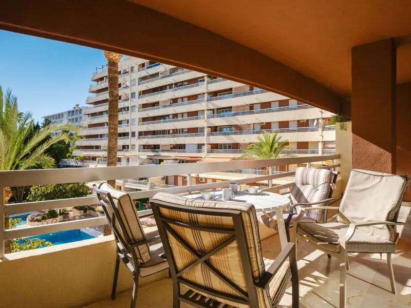A fantastic opportunity in the well-sought out urbanisation of Parque Marbella.