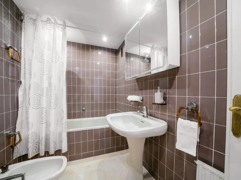 A fantastic opportunity in the well-sought out urbanisation of Parque Marbella.