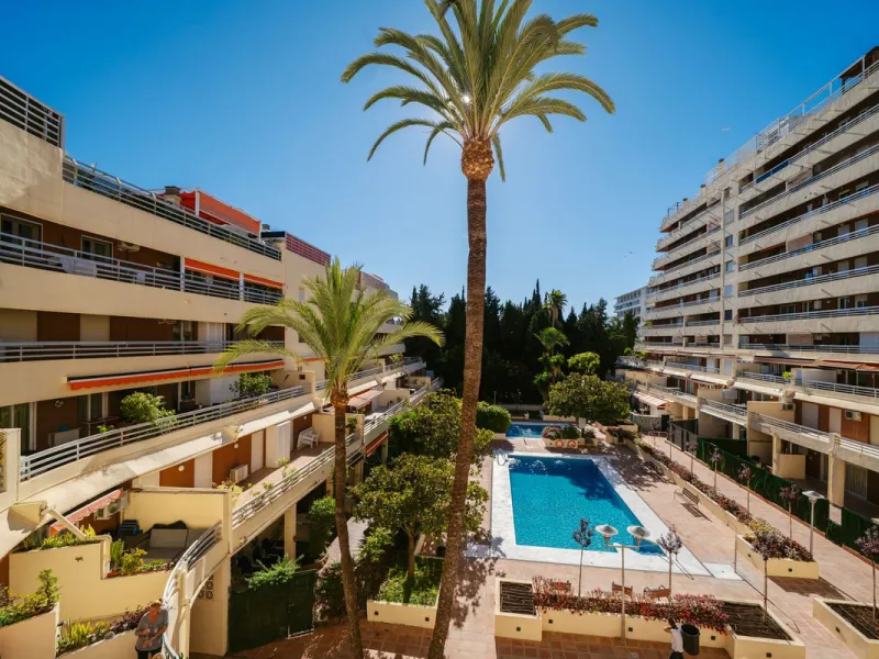 A fantastic opportunity in the well-sought out urbanisation of Parque Marbella.