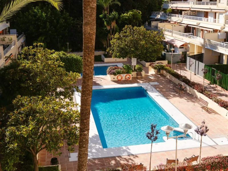 A fantastic opportunity in the well-sought out urbanisation of Parque Marbella.
