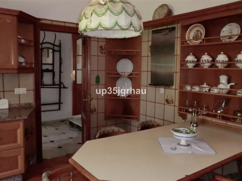 Detached Villa, Estepona, Costa del Sol.