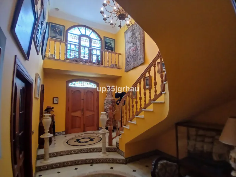 Detached Villa, Estepona, Costa del Sol.