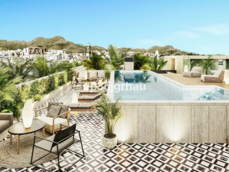 Middle Floor Apartment, Estepona, Costa del Sol.