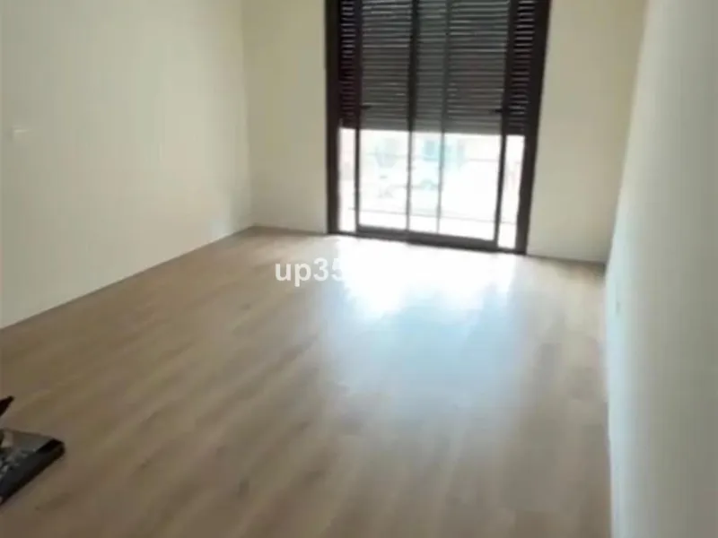 Middle Floor Apartment, Estepona, Costa del Sol.