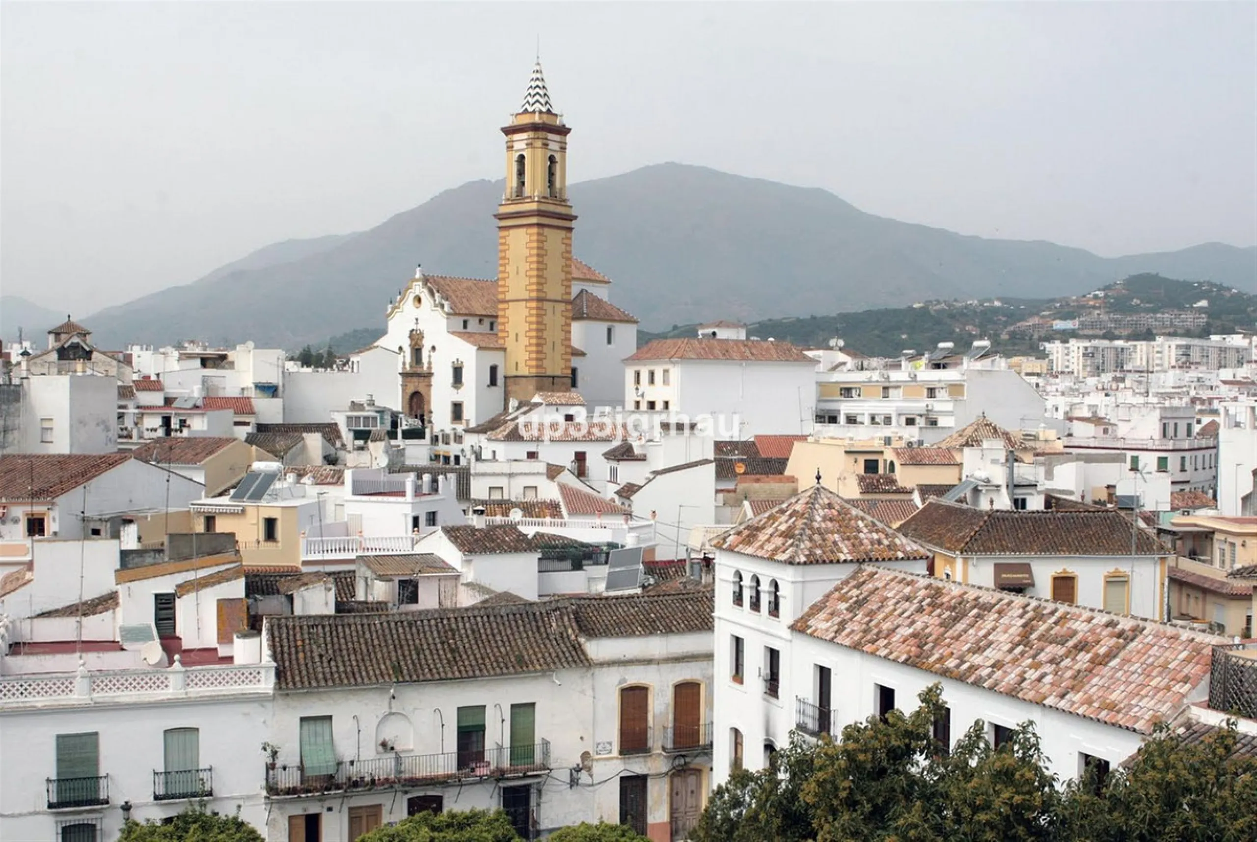 Middle Floor Apartment, Estepona, Costa del Sol.