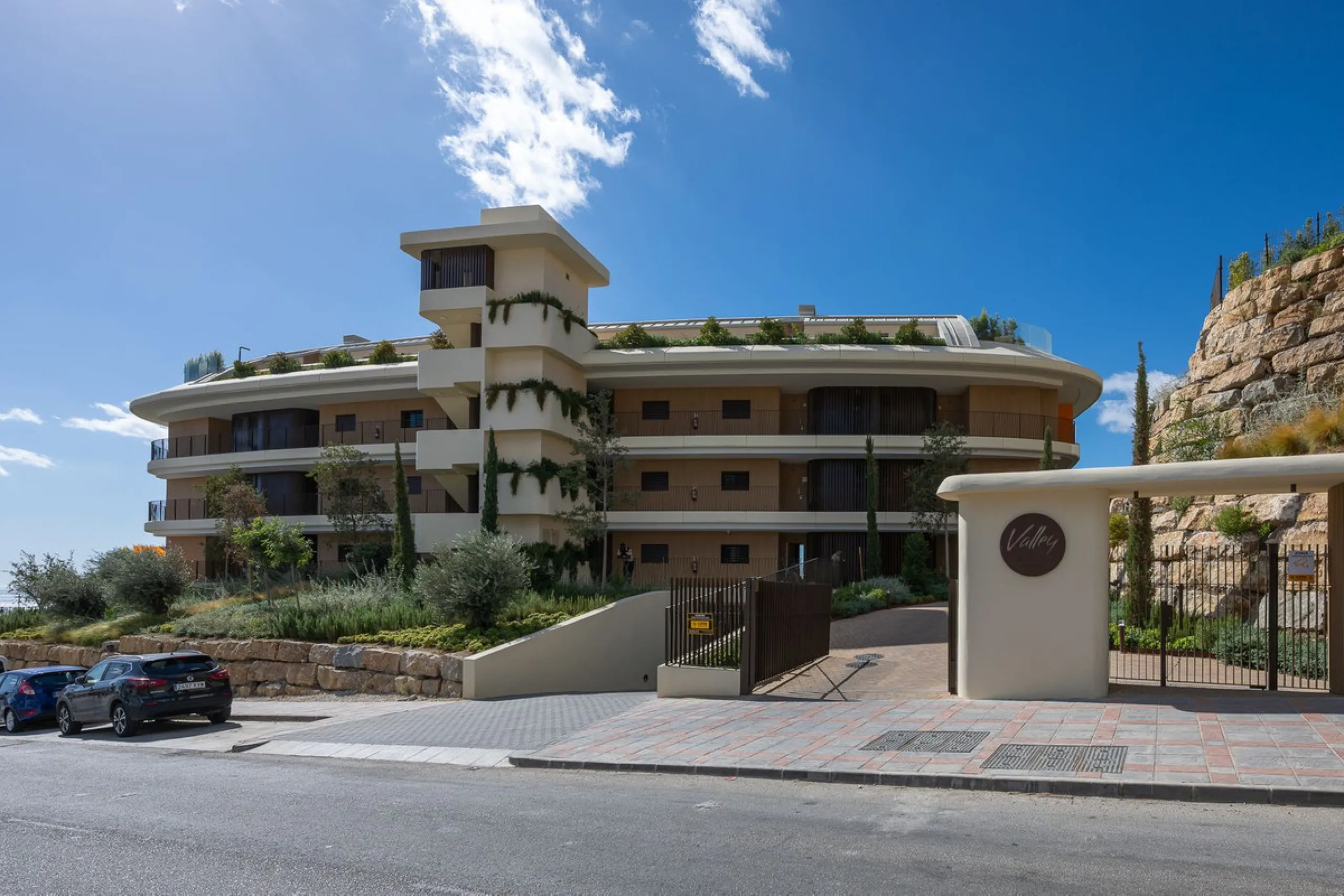 New Exclusive Listing – Valley Collection, Higuerón (Fuengirola)