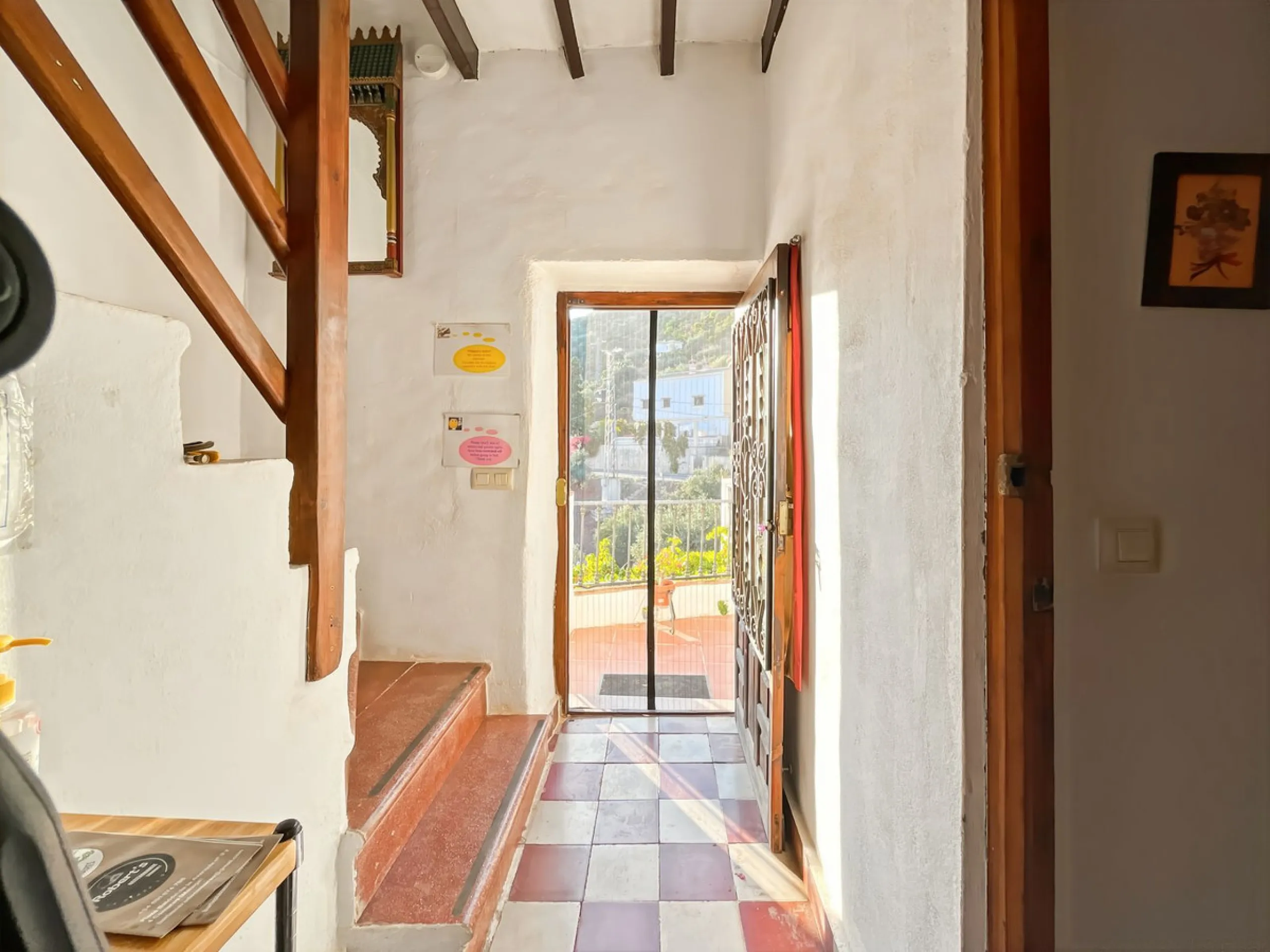 Villa Carlitos, located in the peaceful hamlet of Los Ventorros de Comares.