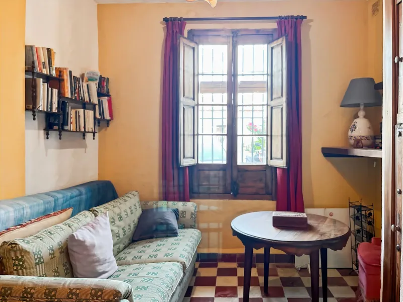 Villa Carlitos, located in the peaceful hamlet of Los Ventorros de Comares.