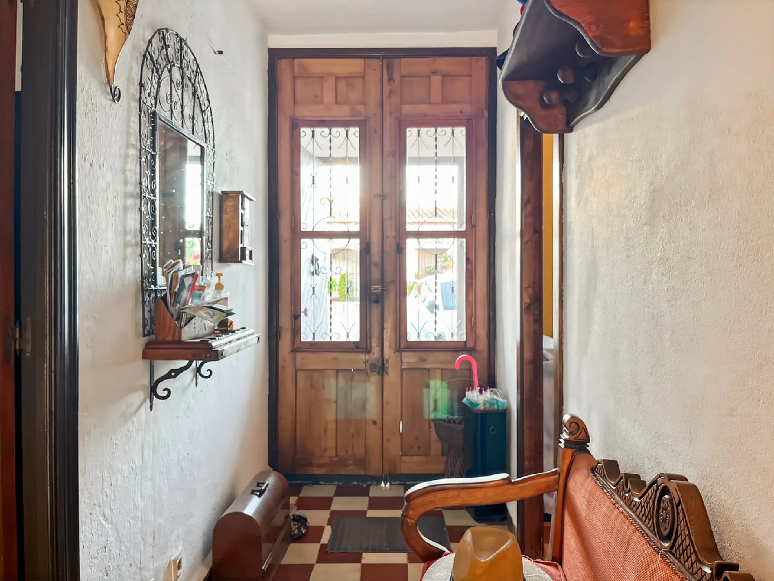 Villa Carlitos, located in the peaceful hamlet of Los Ventorros de Comares.