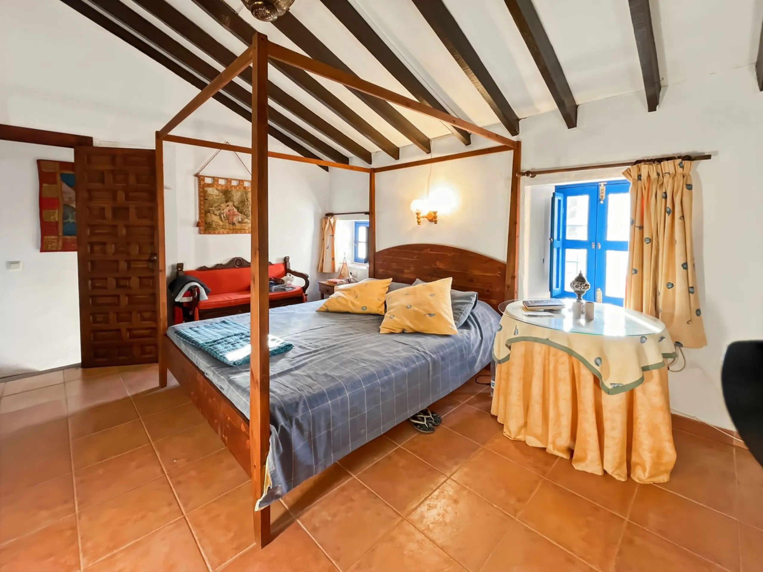 Villa Carlitos, located in the peaceful hamlet of Los Ventorros de Comares.