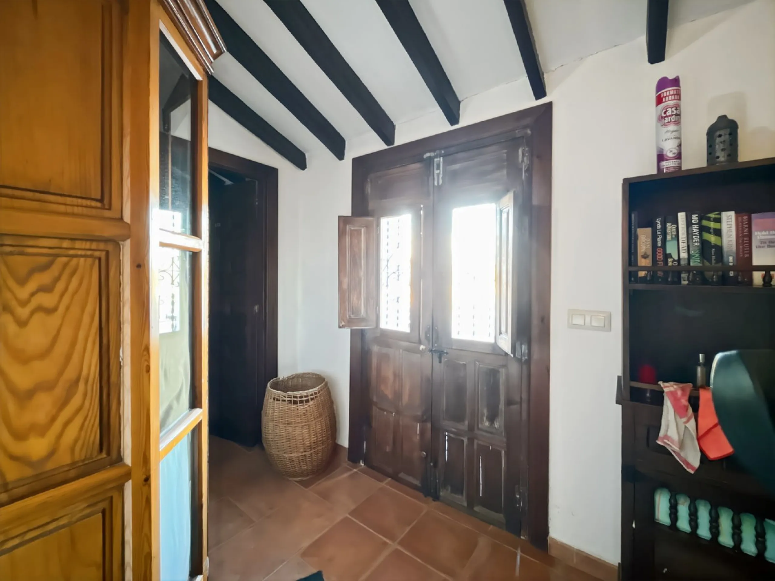 Villa Carlitos, located in the peaceful hamlet of Los Ventorros de Comares.