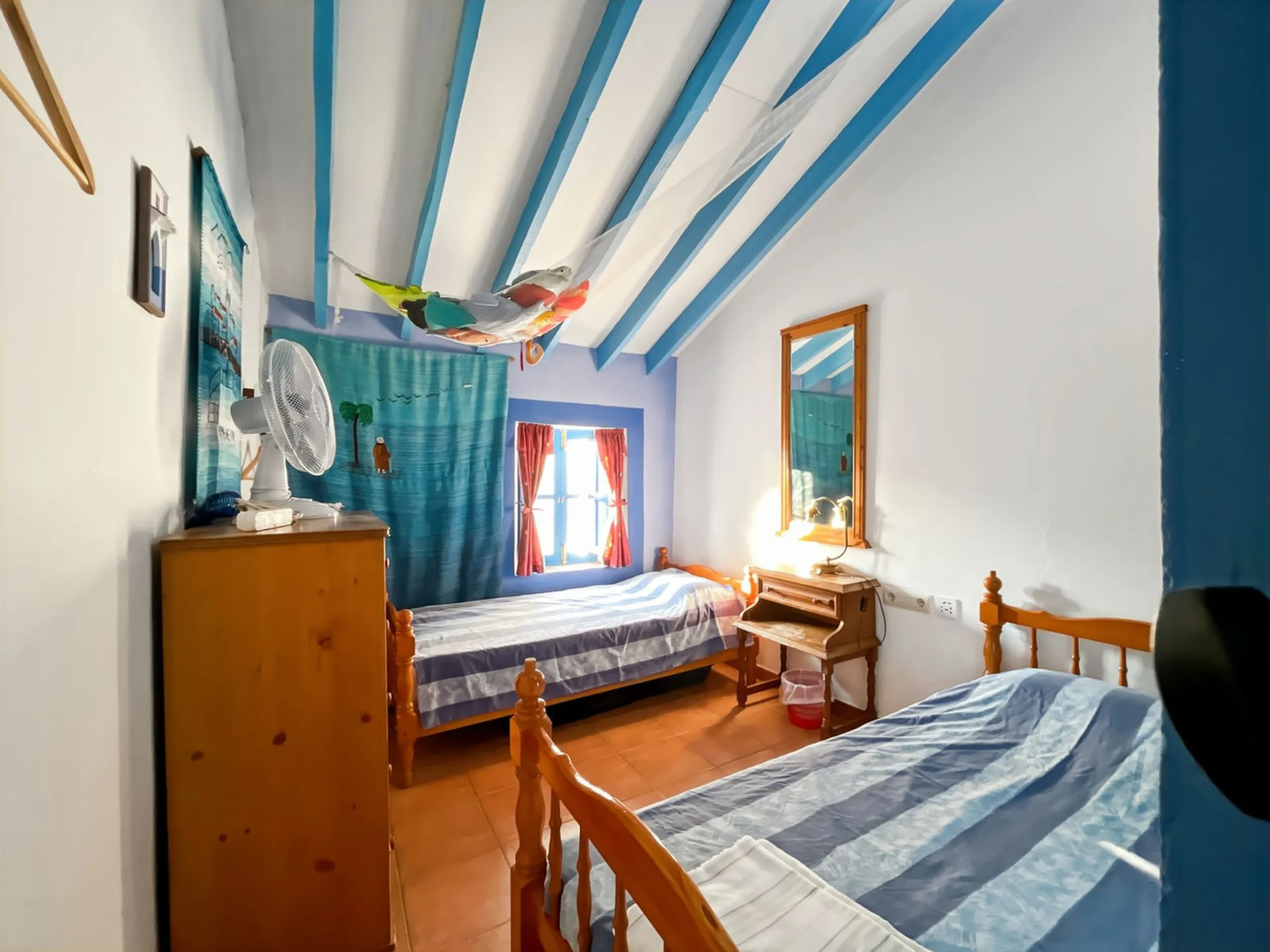 Villa Carlitos, located in the peaceful hamlet of Los Ventorros de Comares.