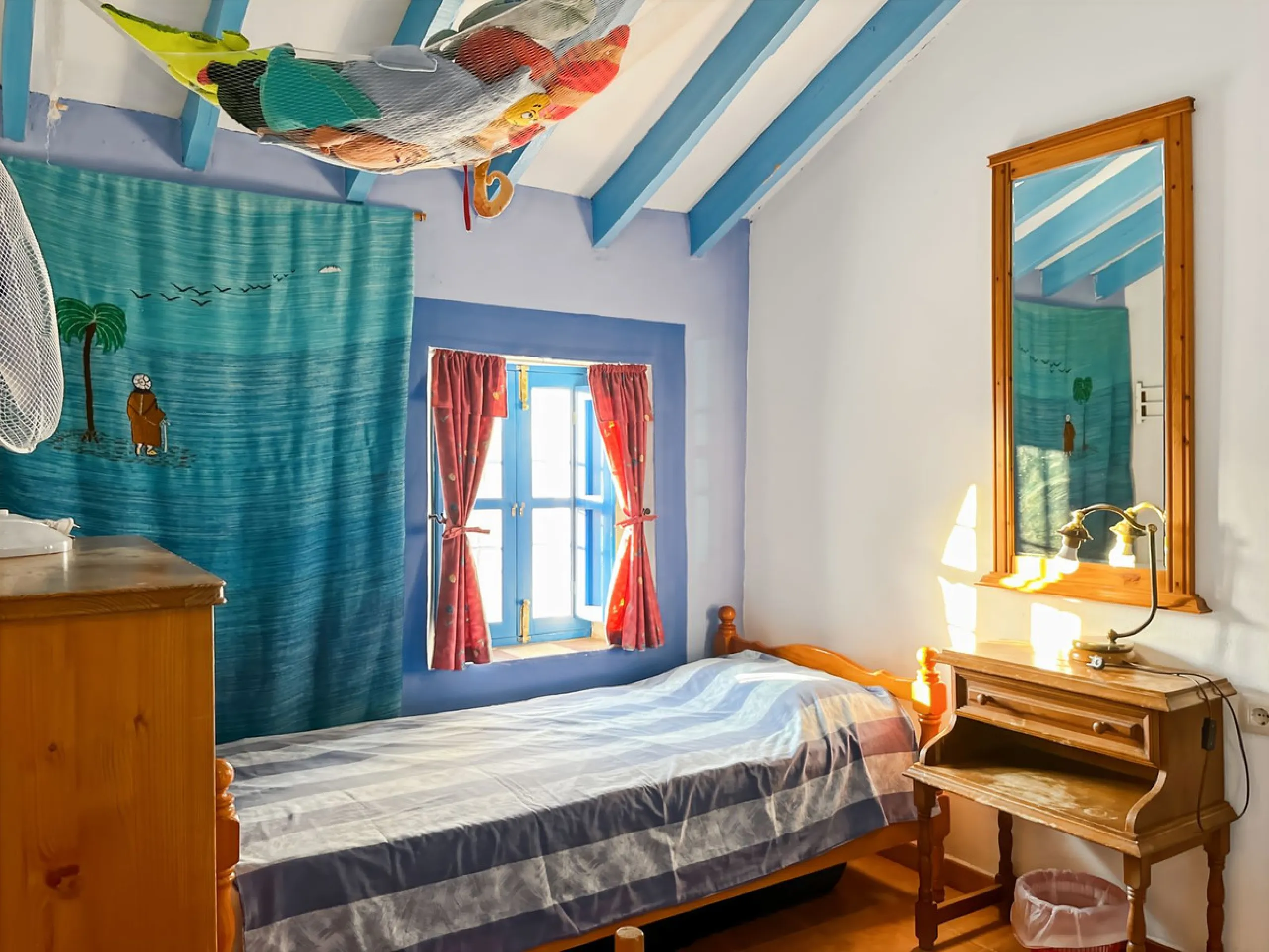 Villa Carlitos, located in the peaceful hamlet of Los Ventorros de Comares.