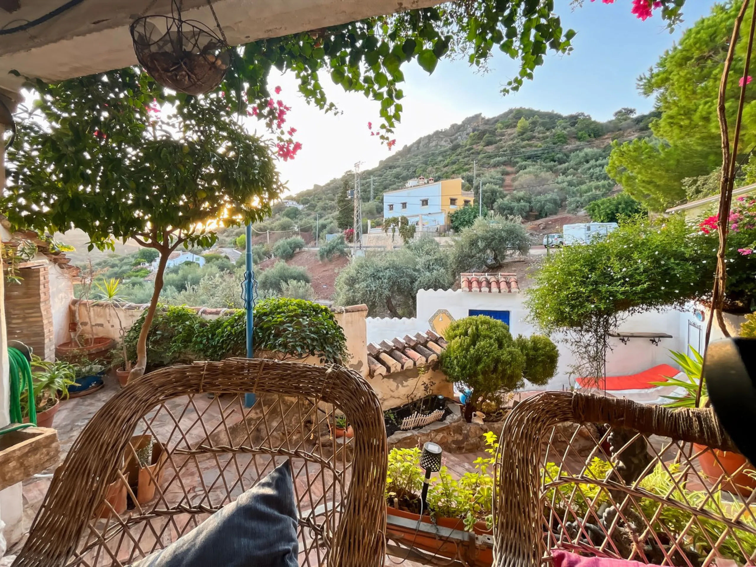 Villa Carlitos, located in the peaceful hamlet of Los Ventorros de Comares.