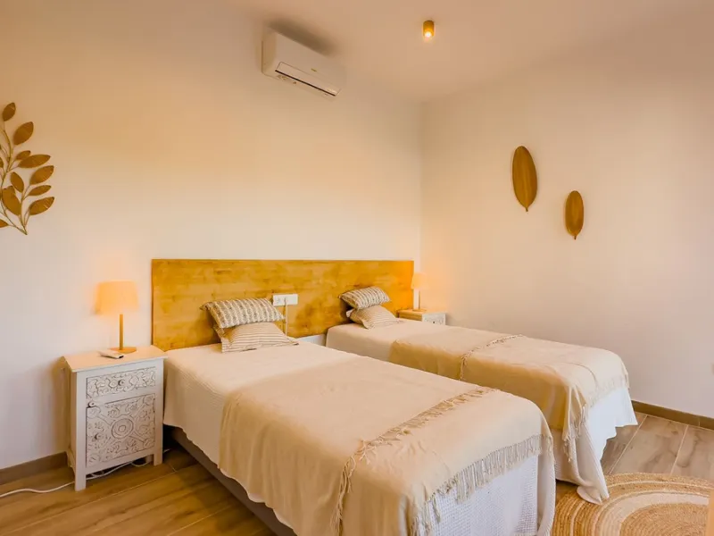 House - Finca - Cortijo в продаже в Málaga, Málaga. В доме 6 спален и 6 ванных комнат. Площадь дома 524 м². Площадь участка 106000 м²