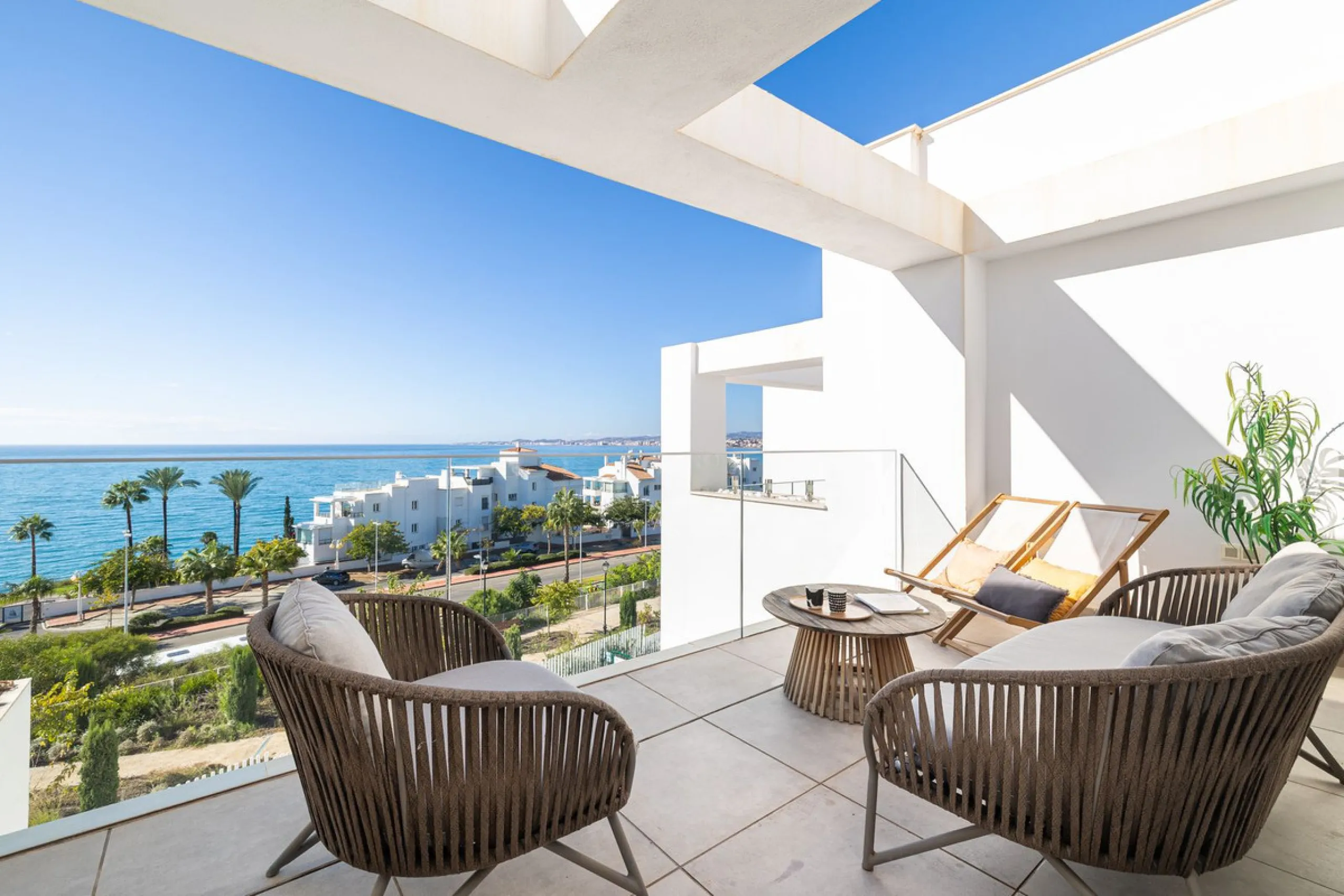 Apartment - Penthouse в продаже в Benalmadena, Málaga. В доме 3 спален и 2 ванных комнат. Площадь дома 117 м²