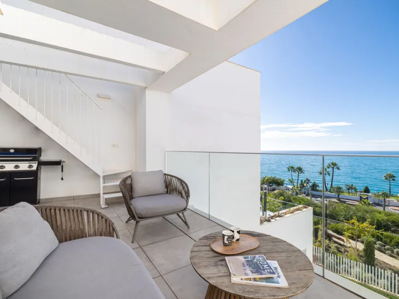Apartment - Penthouse в продаже в Benalmadena, Málaga. В доме 3 спален и 2 ванных комнат. Площадь дома 117 м²