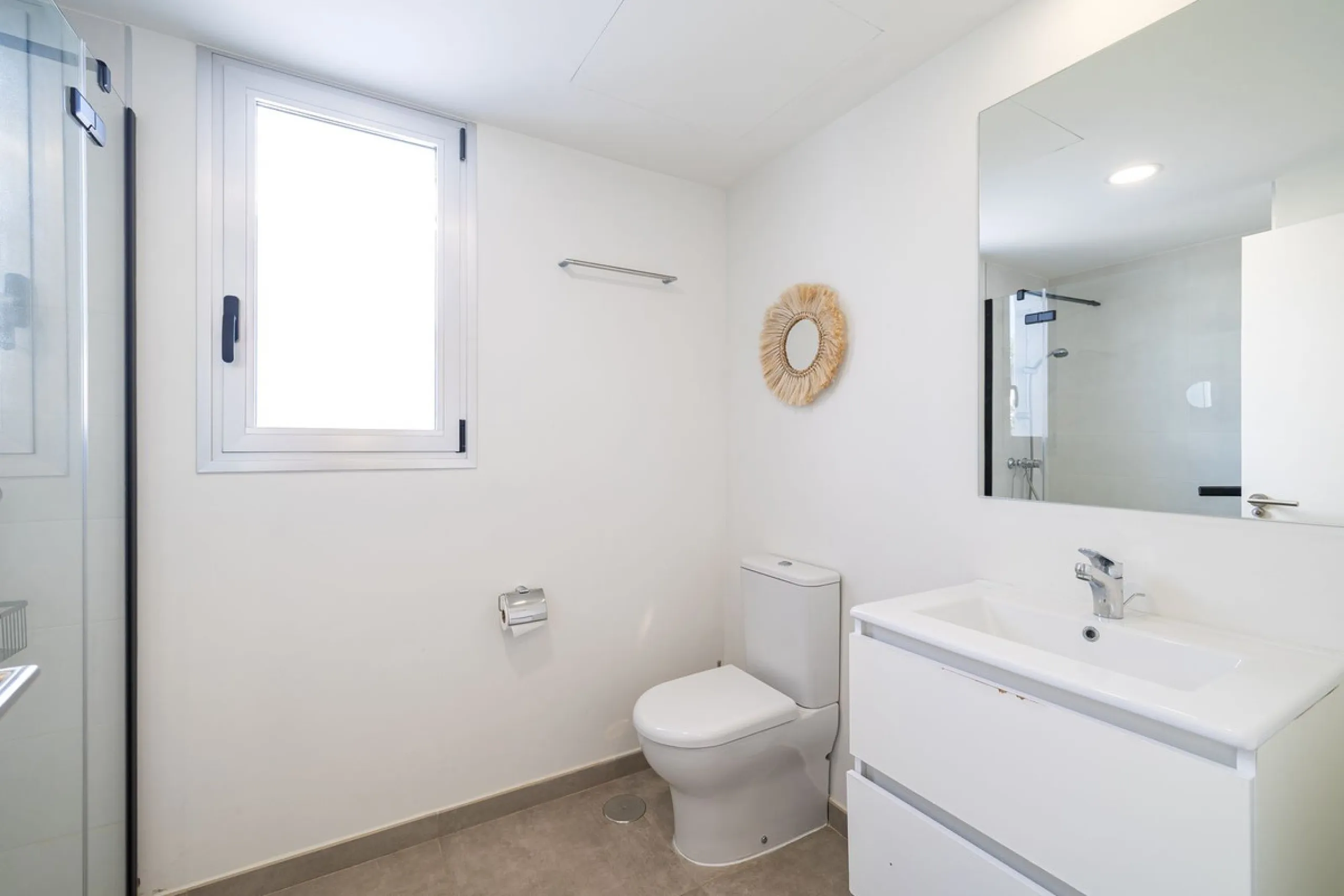 Apartment - Penthouse в продаже в Benalmadena, Málaga. В доме 3 спален и 2 ванных комнат. Площадь дома 117 м²