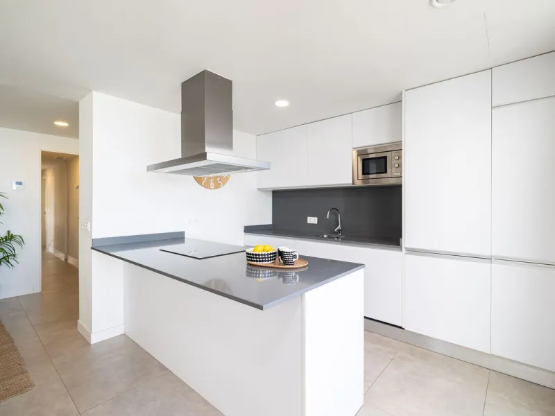Apartment - Penthouse в продаже в Benalmadena, Málaga. В доме 3 спален и 2 ванных комнат. Площадь дома 117 м²